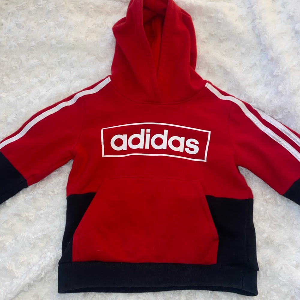 Boys adidas pull over hoodie. Size 4T. Red & black.